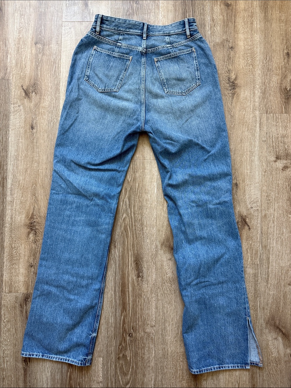 Good American “The Khloe Jean” Distressed Light Blue Straight-Leg Jeans - Picture 5 of 5